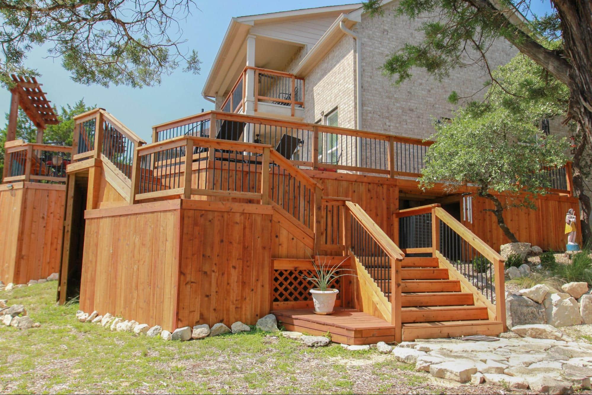 image6 Deck seating arrangement with integrated benches, sofa, and chairs